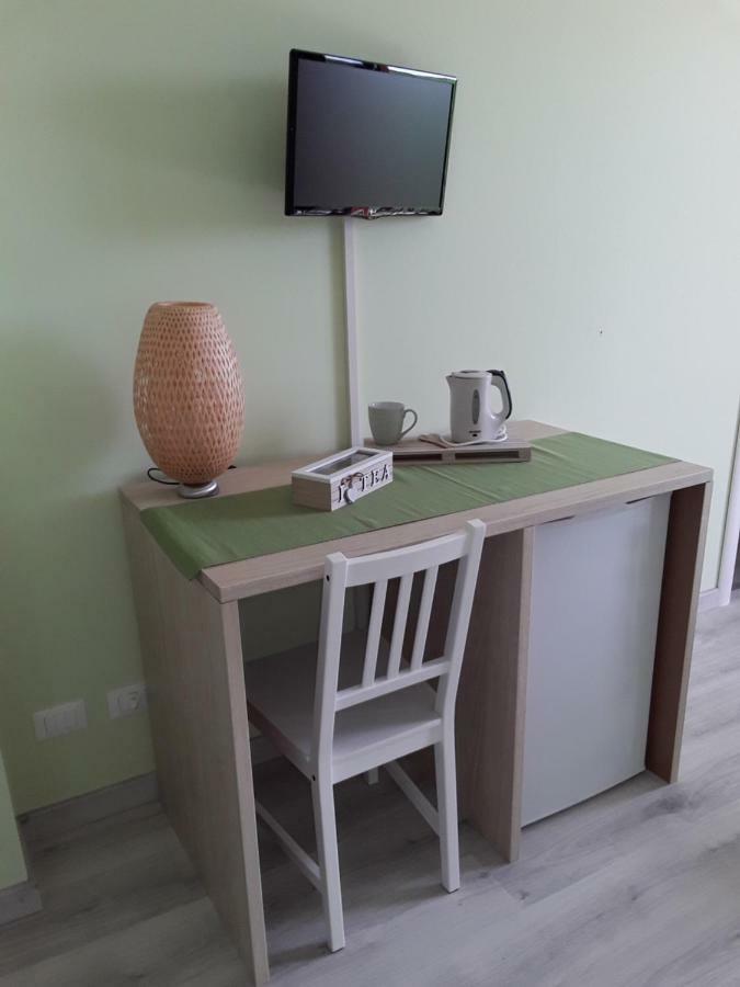 Tra Menta E Meliga Hotel Carignano  Ngoại thất bức ảnh
