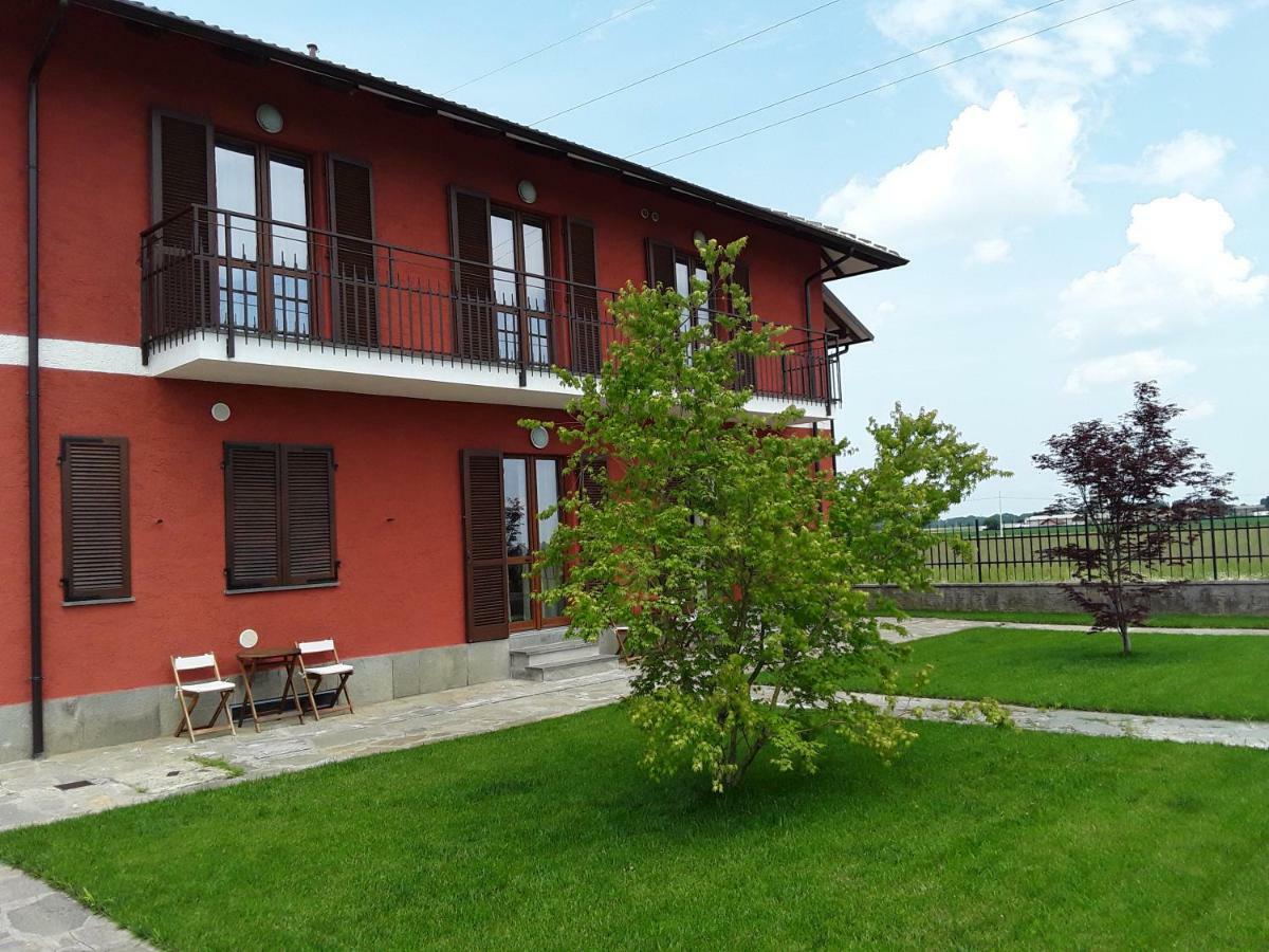 Tra Menta E Meliga Hotel Carignano  Ngoại thất bức ảnh